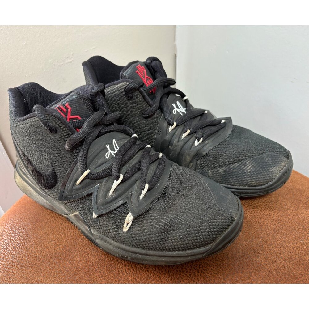 NIKE KYRIE 5 GS BIG KIDS BASKETBALL HI-TOP SHOES BOYS YOUTH SIZE 4Y BLACK-RED